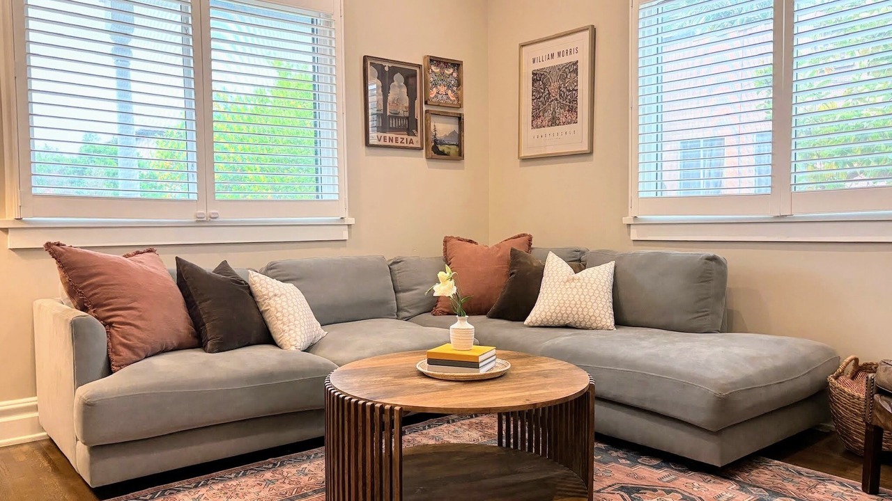 Photo of Livingroom in East Hollywood