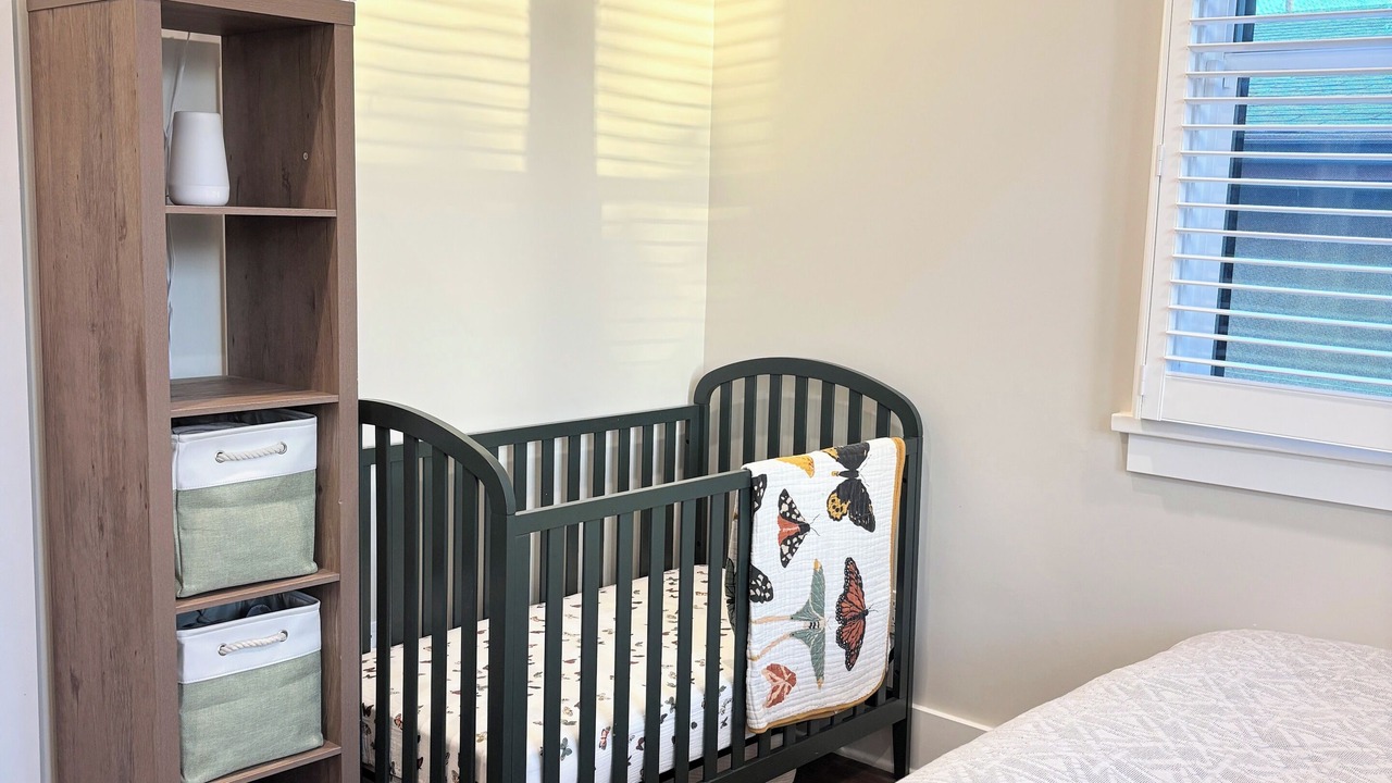 Photo of Bedroom in East Hollywood