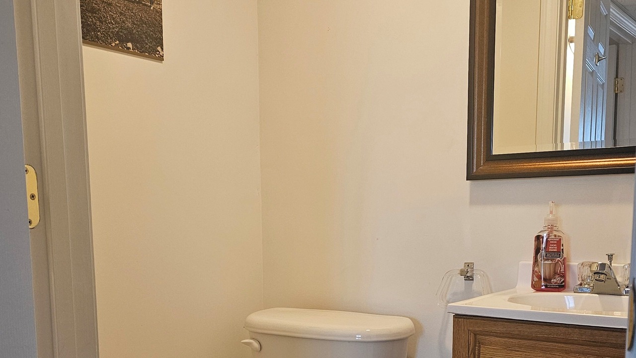 Photo of Bathroom in Nail Pond