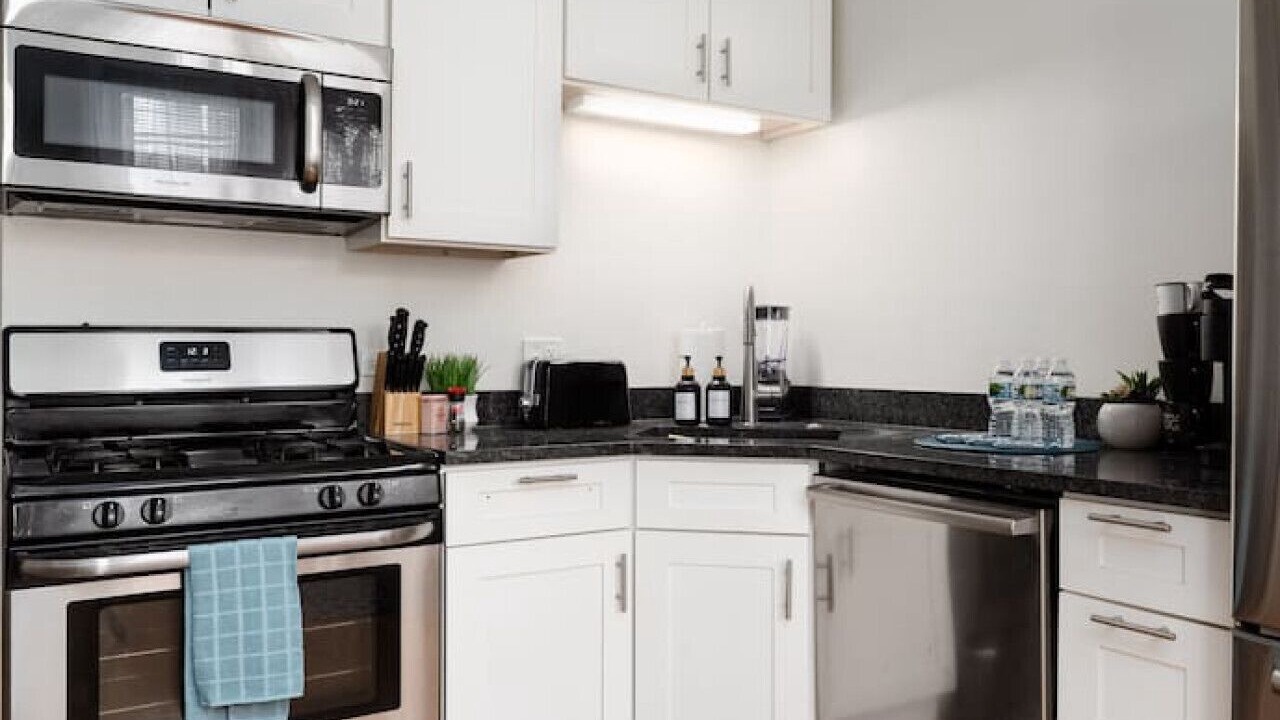 Photo of Kitchen in East Garfield Park