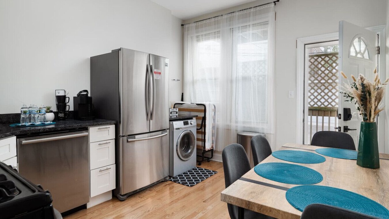 Photo of Kitchen in East Garfield Park