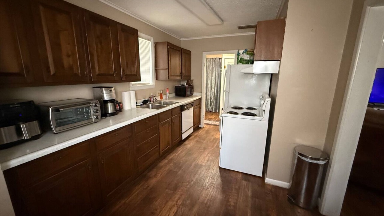 Photo of Kitchen in Clarendon