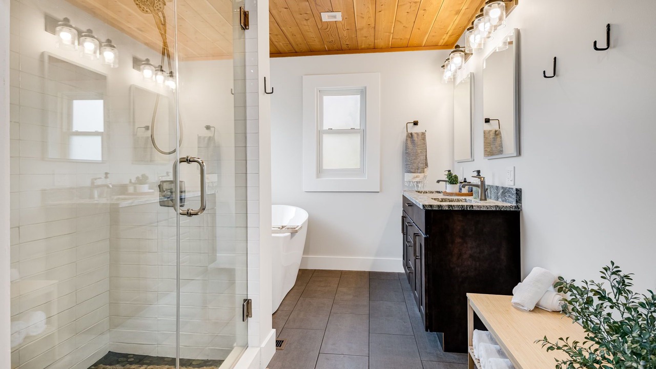 Photo of Bathroom in Elk Park