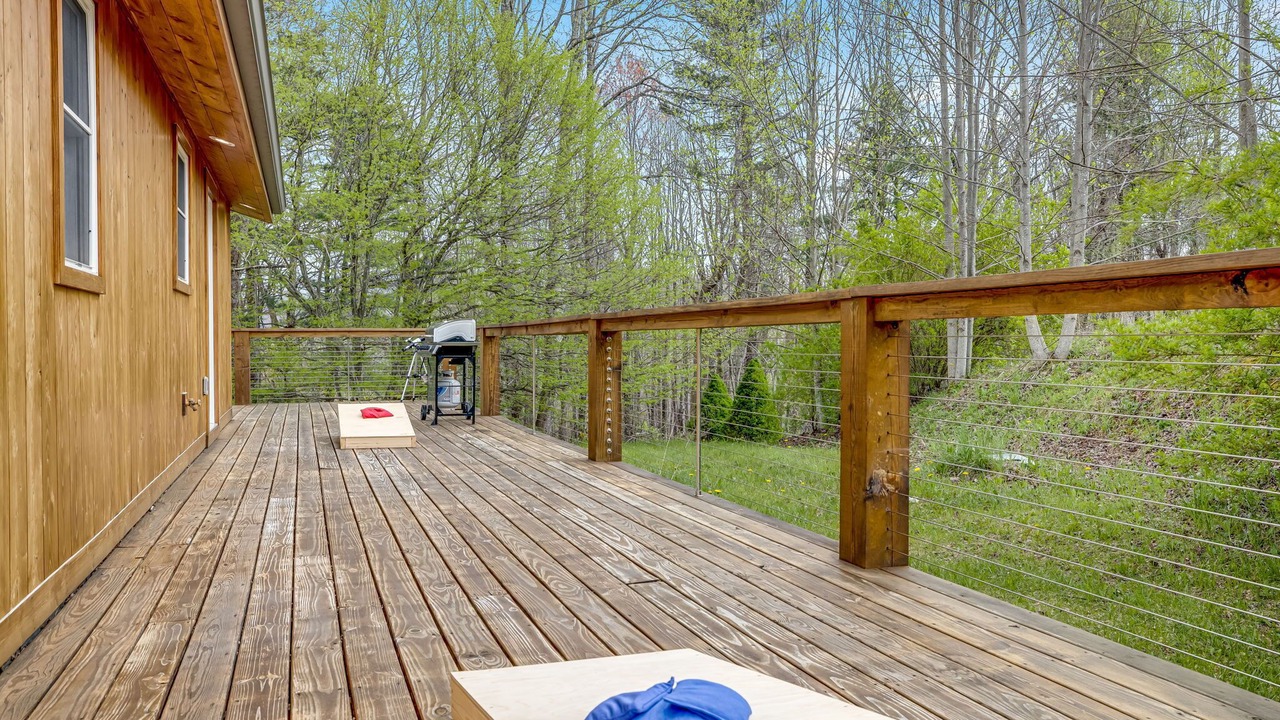 Photo of Patio Balcony in Elk Park