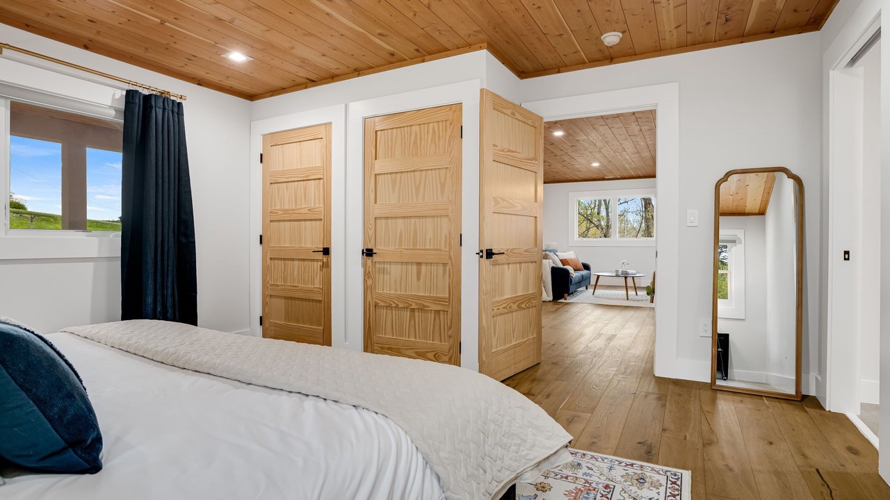 Photo of Bedroom in Elk Park