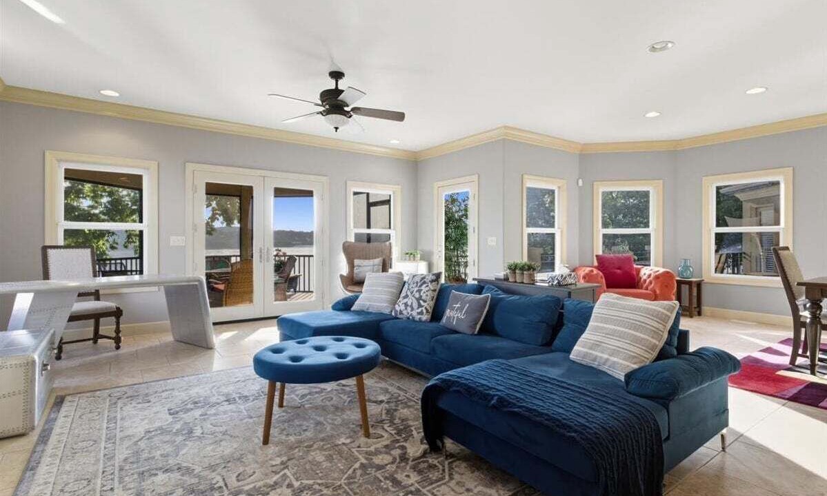 Photo of Livingroom in Osage Beach