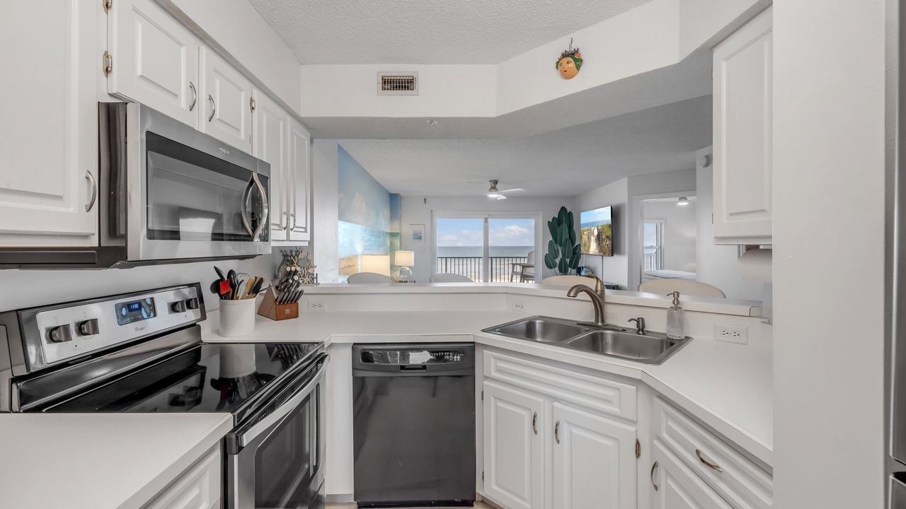 Photo of Kitchen in Seawinds Condo
