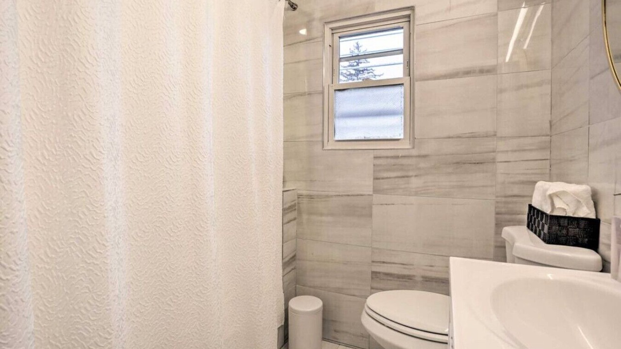 Photo of Bathroom in Mamaroneck