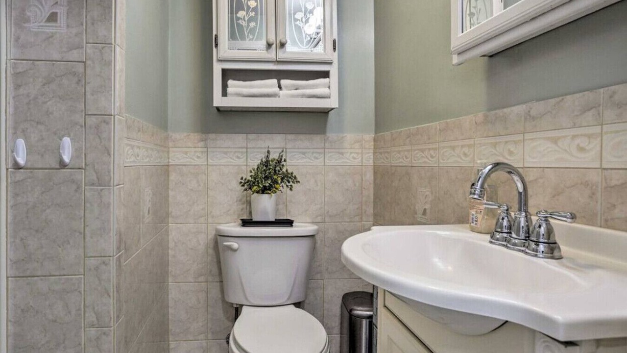 Photo of Bathroom in Mamaroneck
