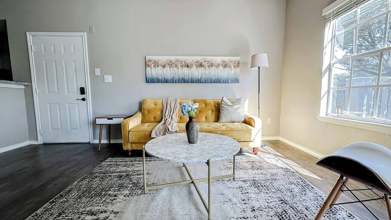 Photo of Livingroom in South Side
