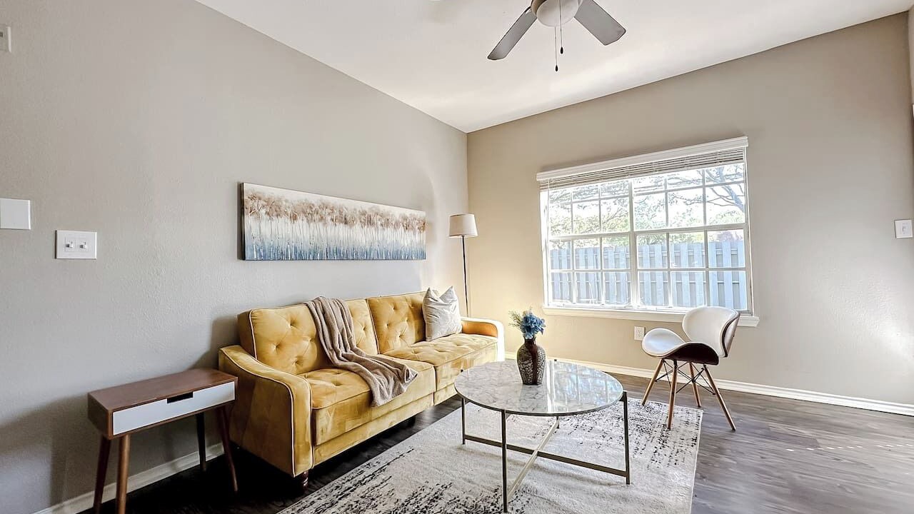 Photo of Livingroom in South Side