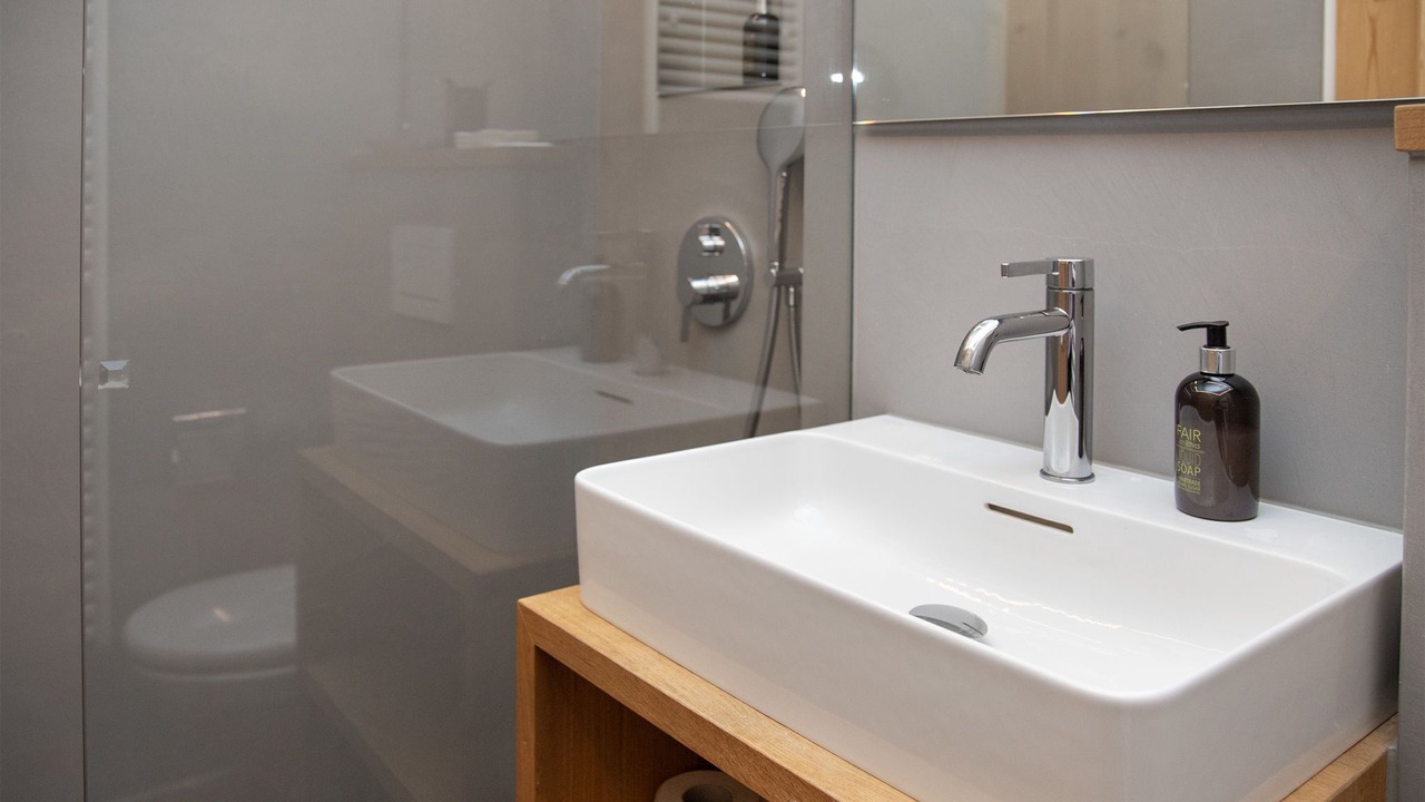 Photo of Bathroom in Falera