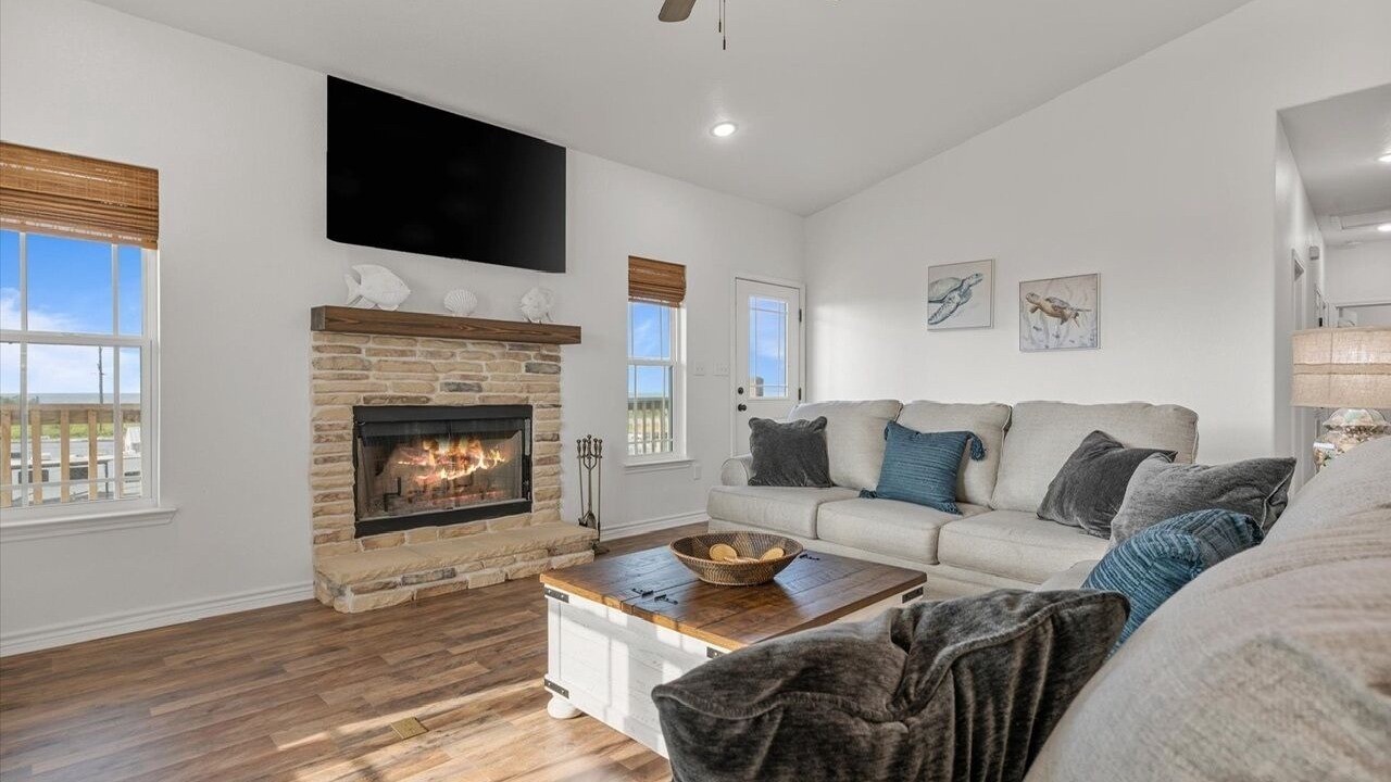 Photo of Livingroom in Gilchrist
