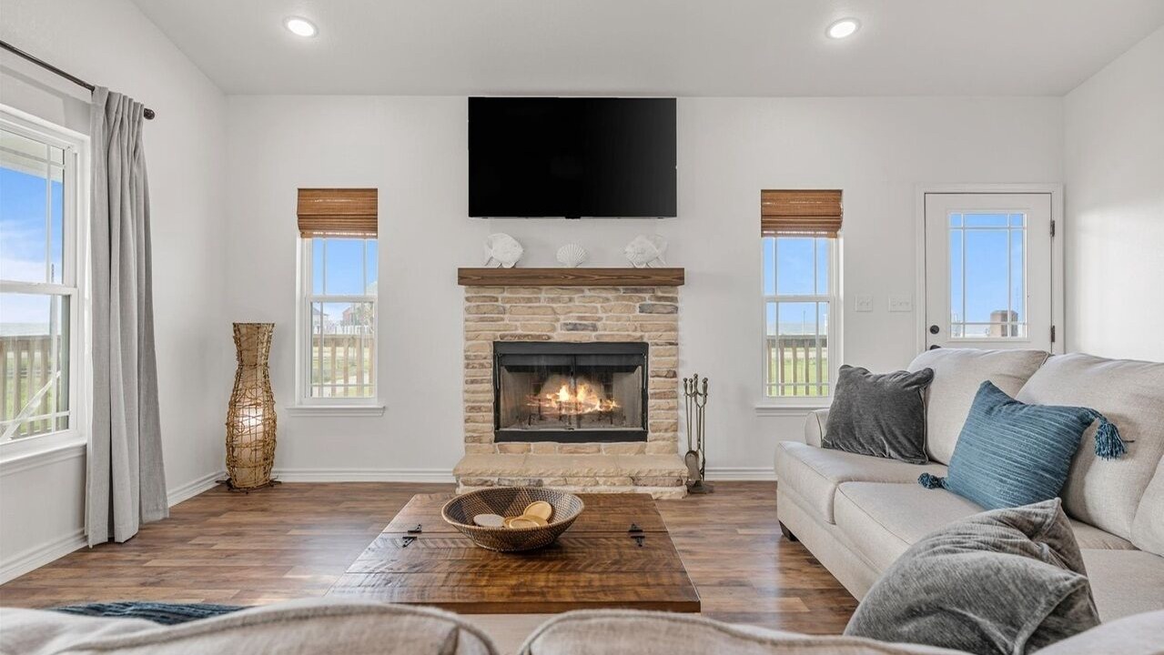 Photo of Livingroom in Gilchrist