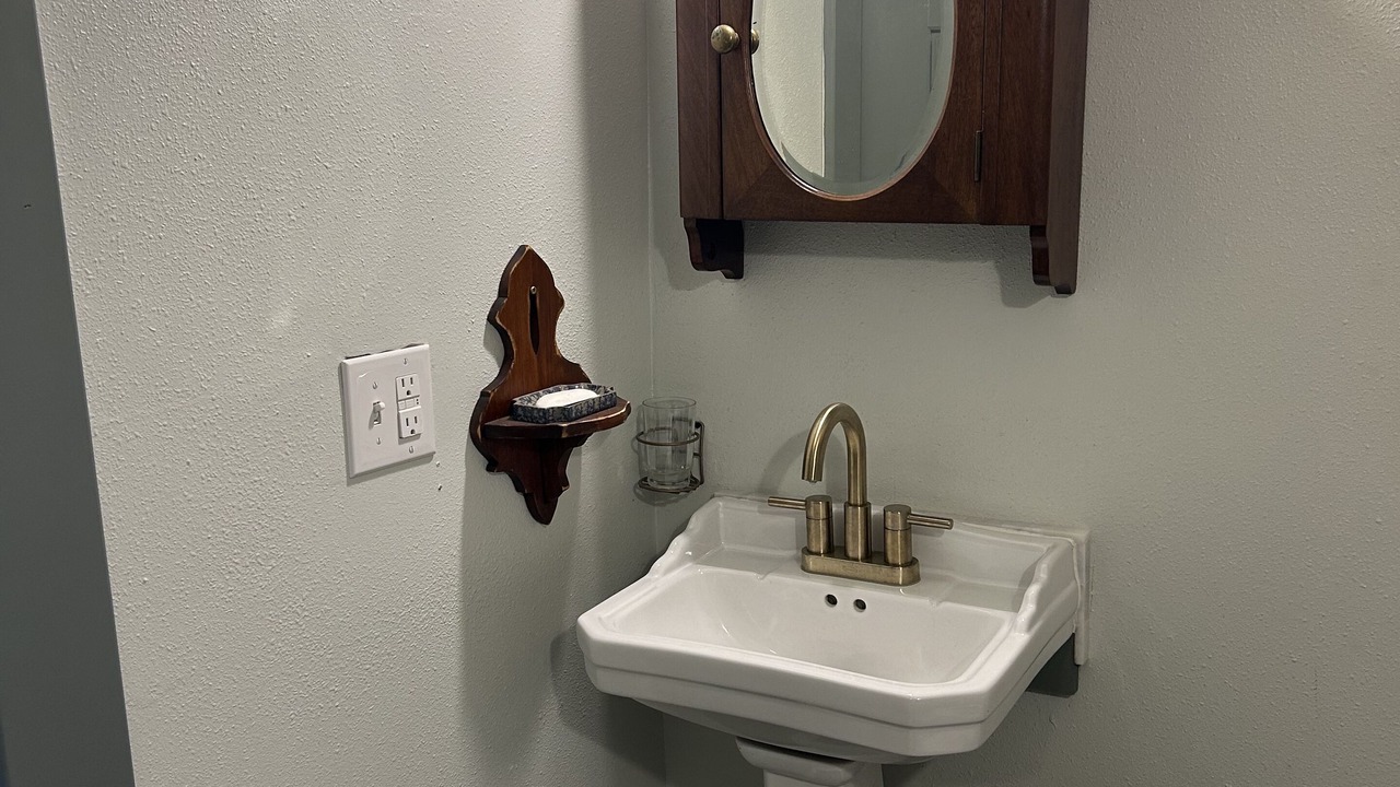 Photo of Bathroom in Carthage