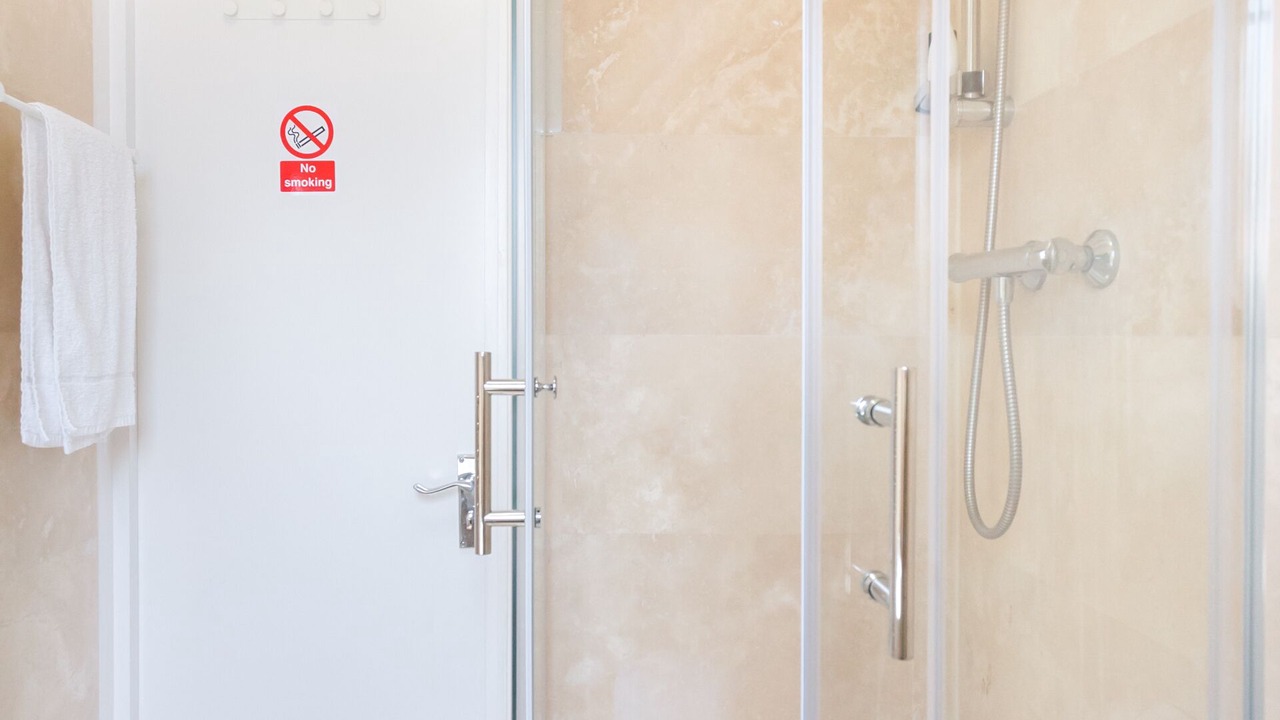 Photo of Bathroom in Somers Town