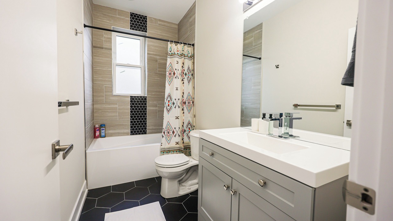 Photo of Bathroom in Mantua