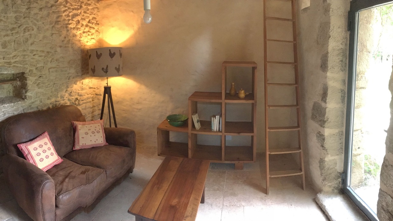 Photo of Livingroom in Montaren-et-Saint-Mediers