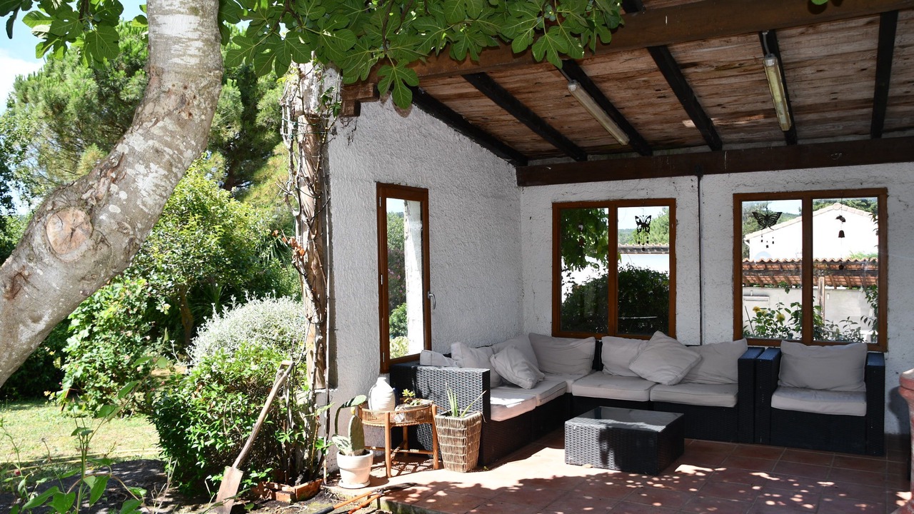 Photo of Patio Balcony in Escueillens-et-Saint-Just-de-Belengard