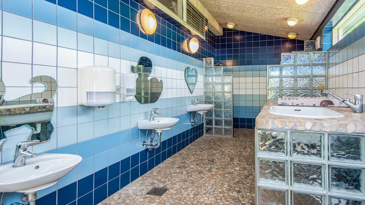 Photo of Bathroom in Hampen