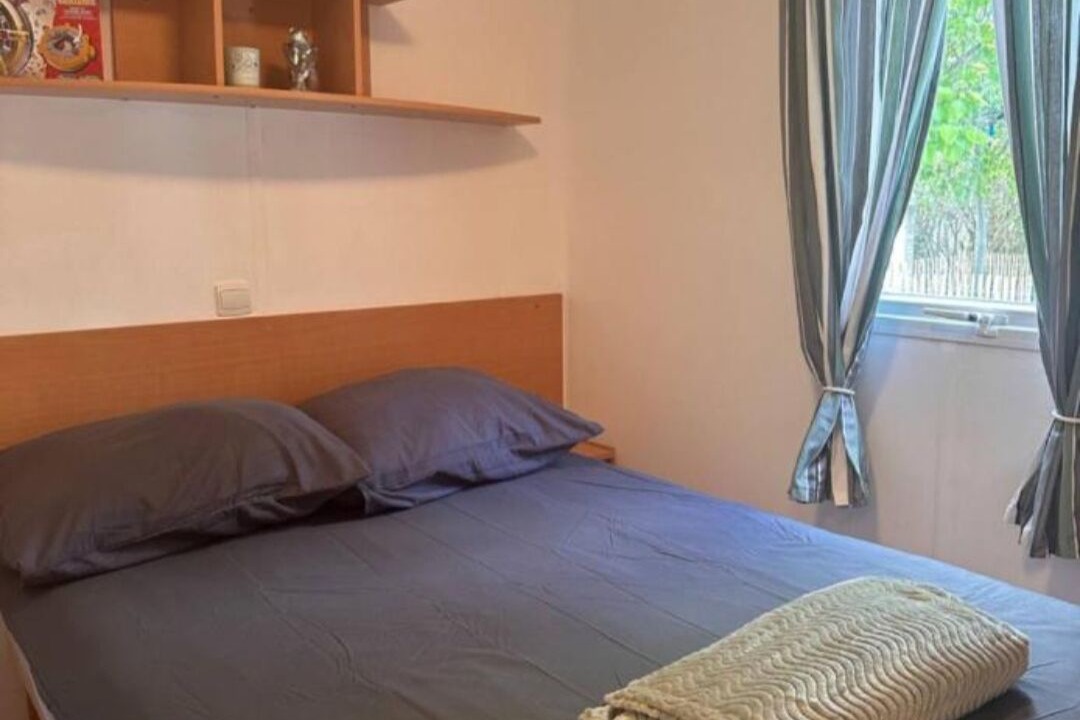 Photo of Bedroom in Saint-Paulet-de-Caisson