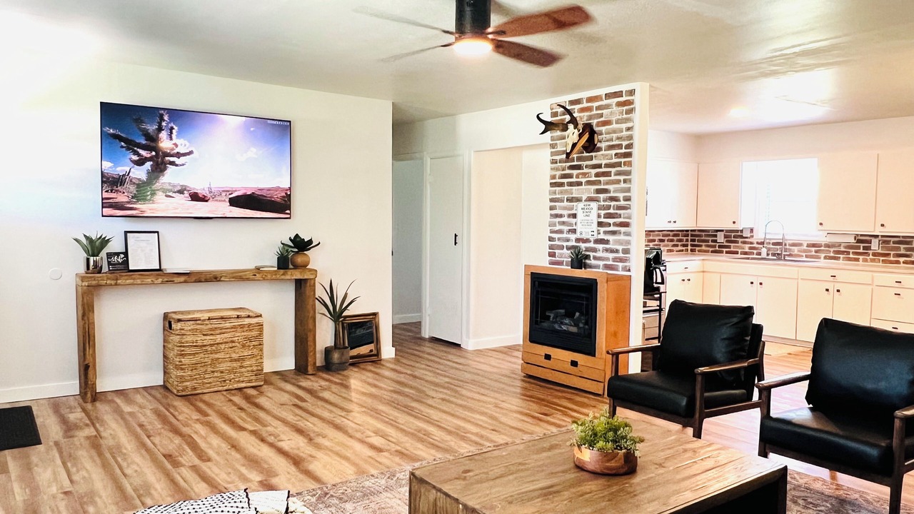Photo of Livingroom in Hico