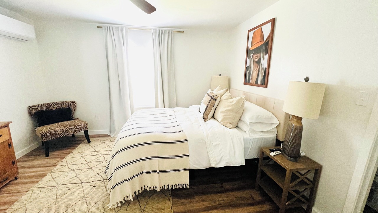 Photo of Bedroom in Hico
