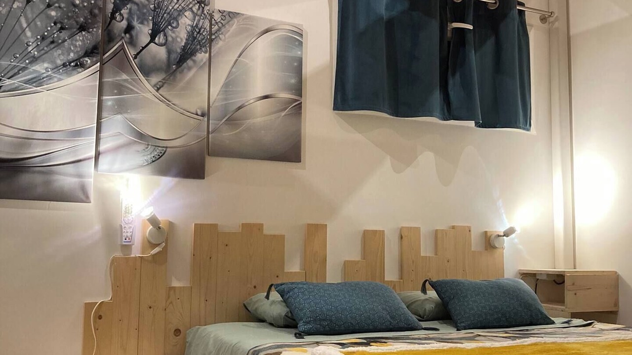 Photo of Bedroom in Cahors