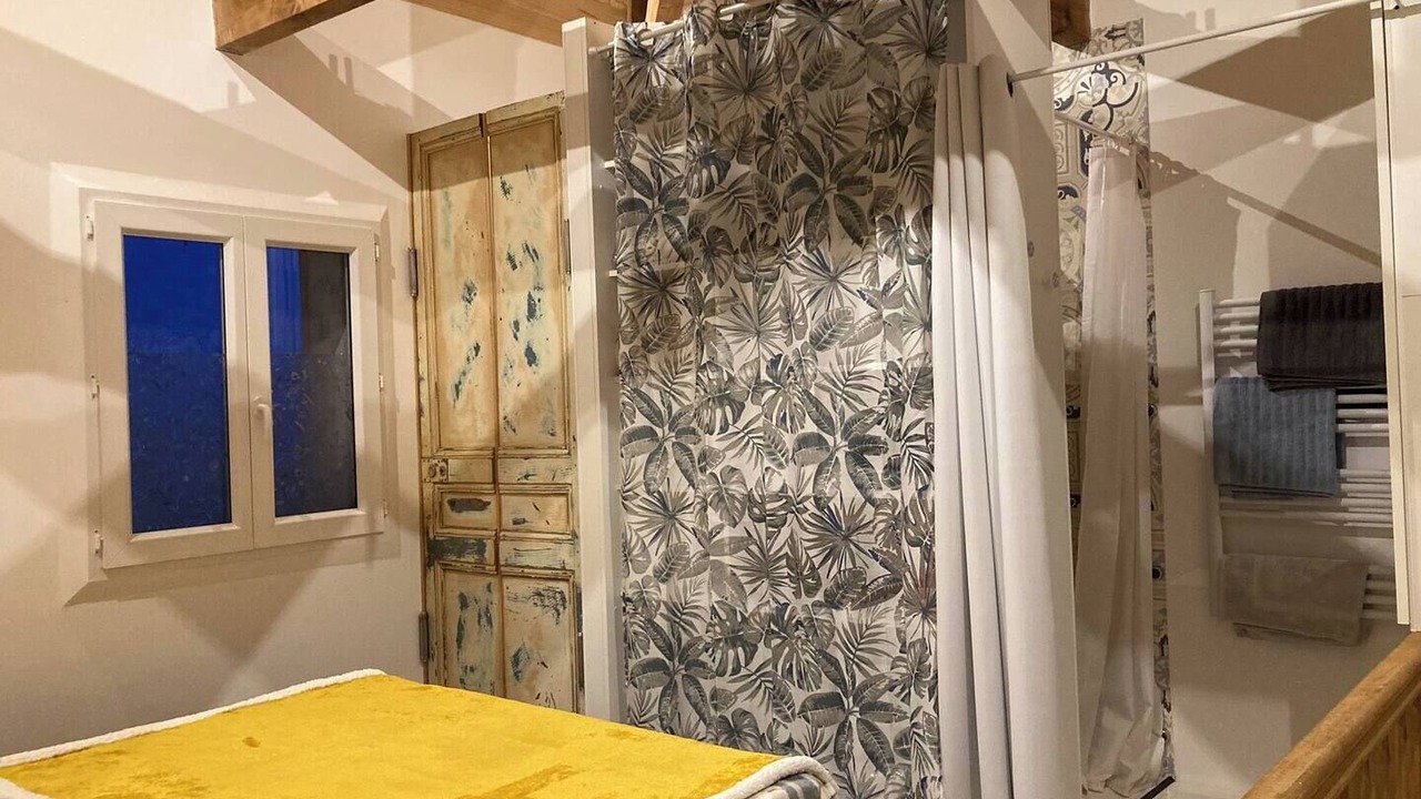Photo of Bedroom in Cahors