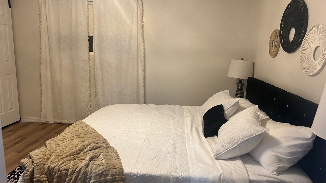 Photo of Bedroom in Independence