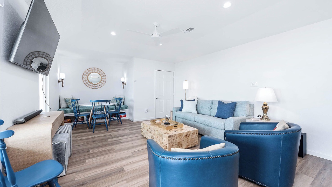 Photo of Livingroom in Cedar Lane