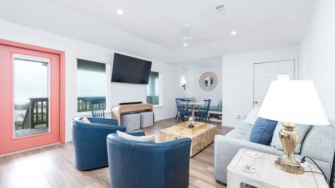 Photo of Livingroom in Cedar Lane