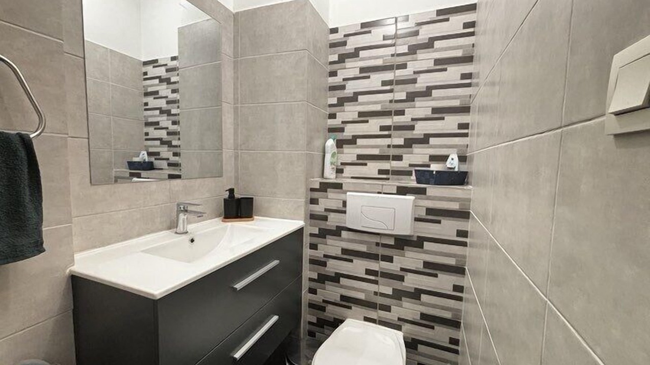 Photo of Bathroom in Saint-Claude