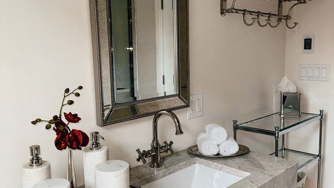 Photo of Bathroom in Des Plaines