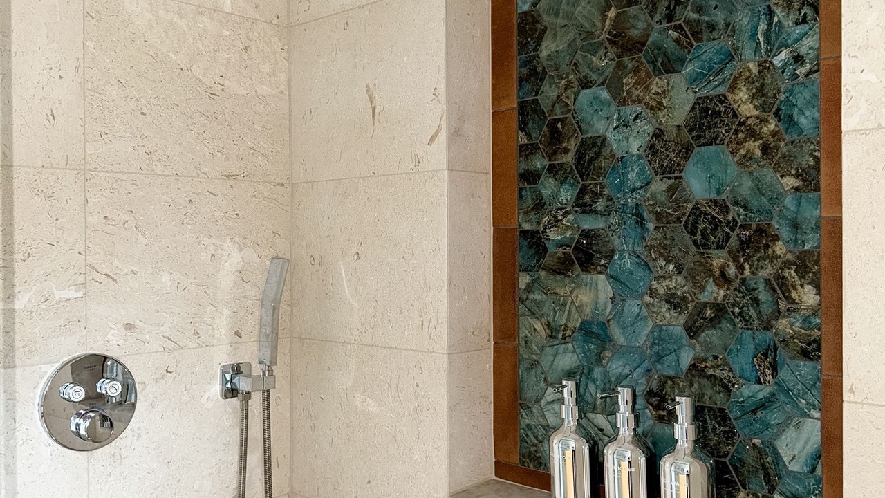 Photo of Bathroom in Des Plaines