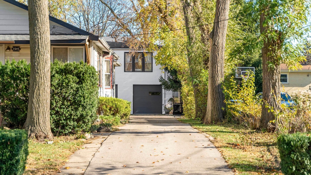 Photo of Outdoor in Des Plaines