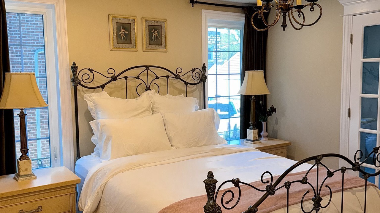 Photo of Bedroom in Des Plaines