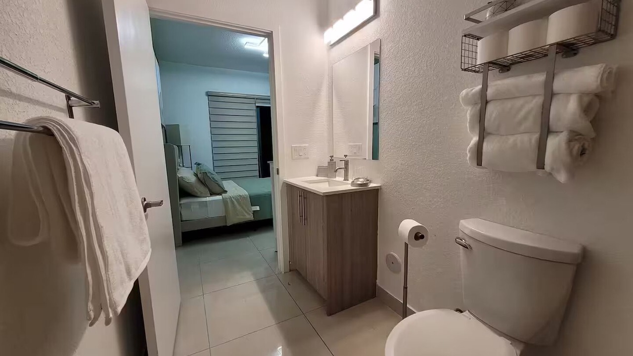 Photo of Bathroom in Florida City