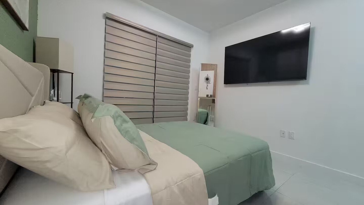 Photo of Bedroom in Florida City