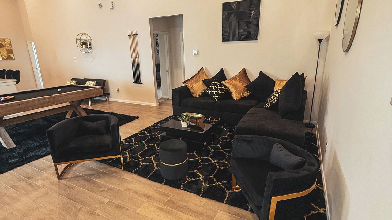 Photo of Livingroom in Cypress