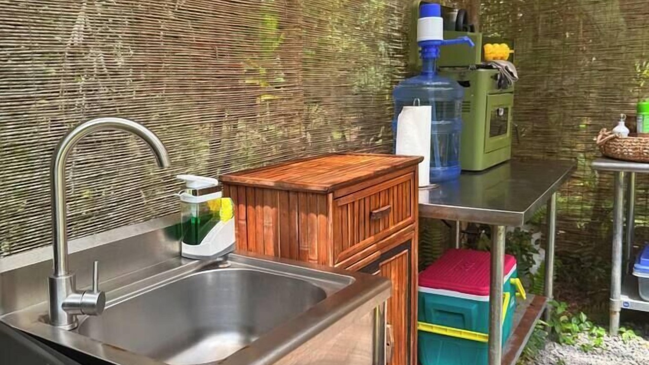 Photo of Others in Waa Waa