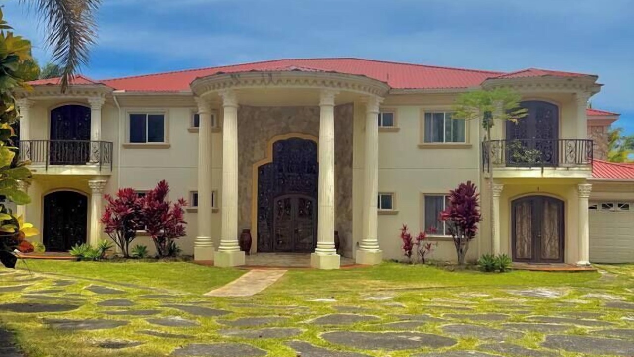 Photo of Others in Hakalau