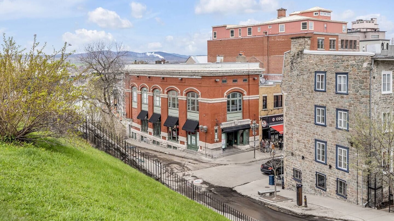 Photo of Outdoor in Vieux-Quebec-Cap-Blanc-colline Parlementaire