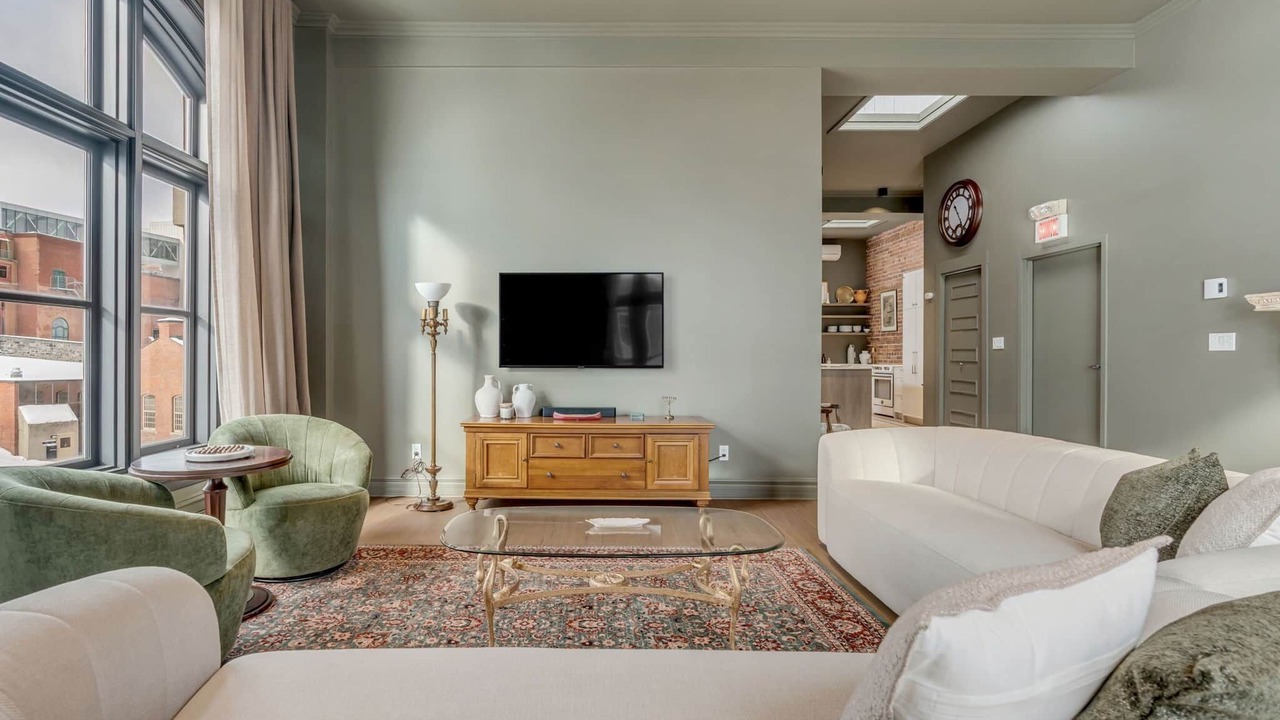Photo of Livingroom in Vieux-Quebec-Cap-Blanc-colline Parlementaire