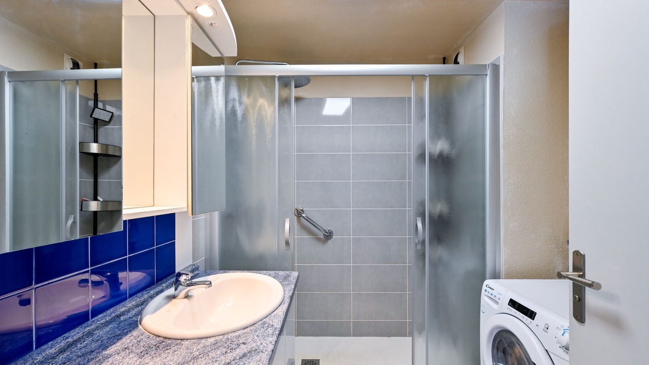 Photo of Bathroom in Pornichet