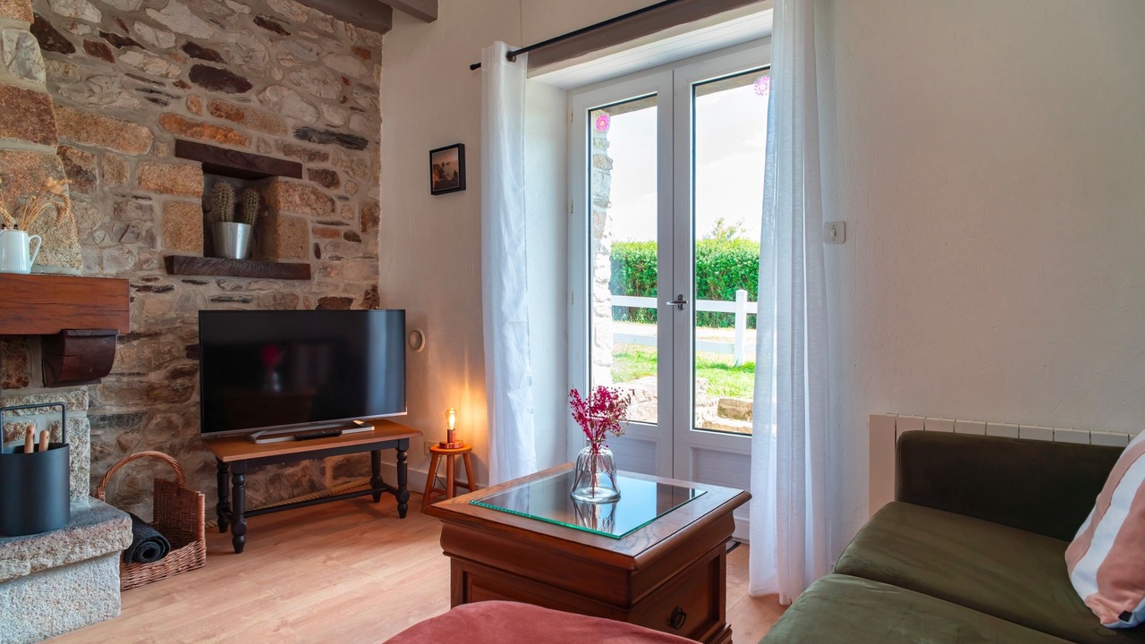 Photo of Livingroom in Plomodiern