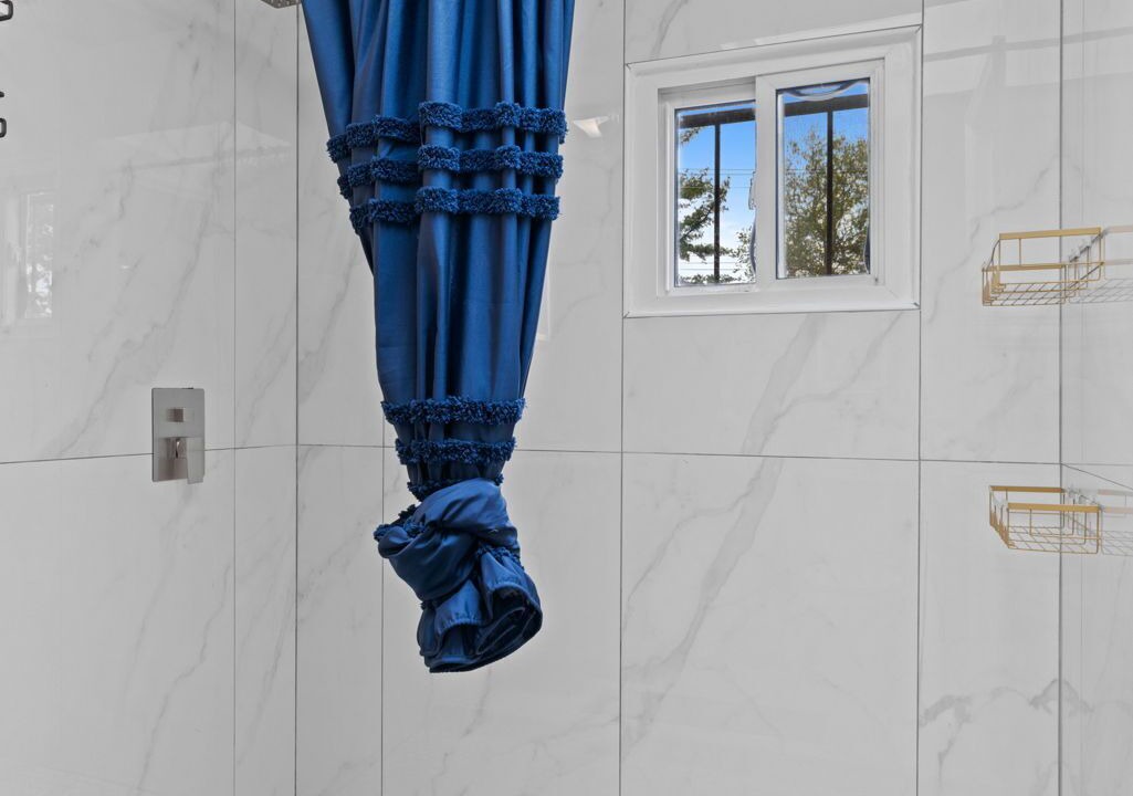 Photo of Bathroom in Tower Grove South