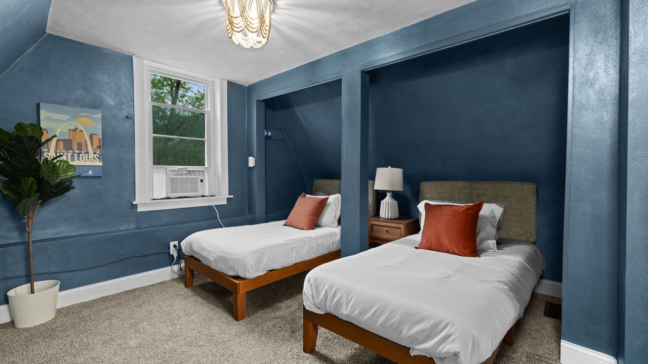 Photo of Bedroom in Tower Grove South