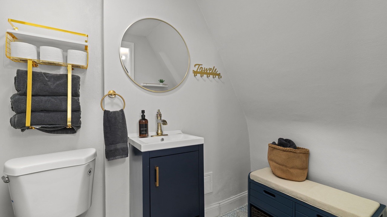 Photo of Bathroom in Tower Grove South