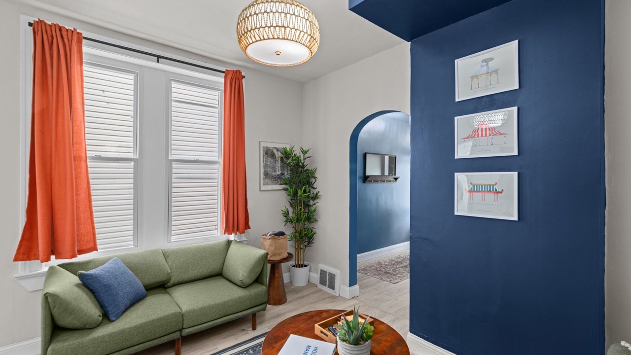 Photo of Livingroom in Tower Grove South